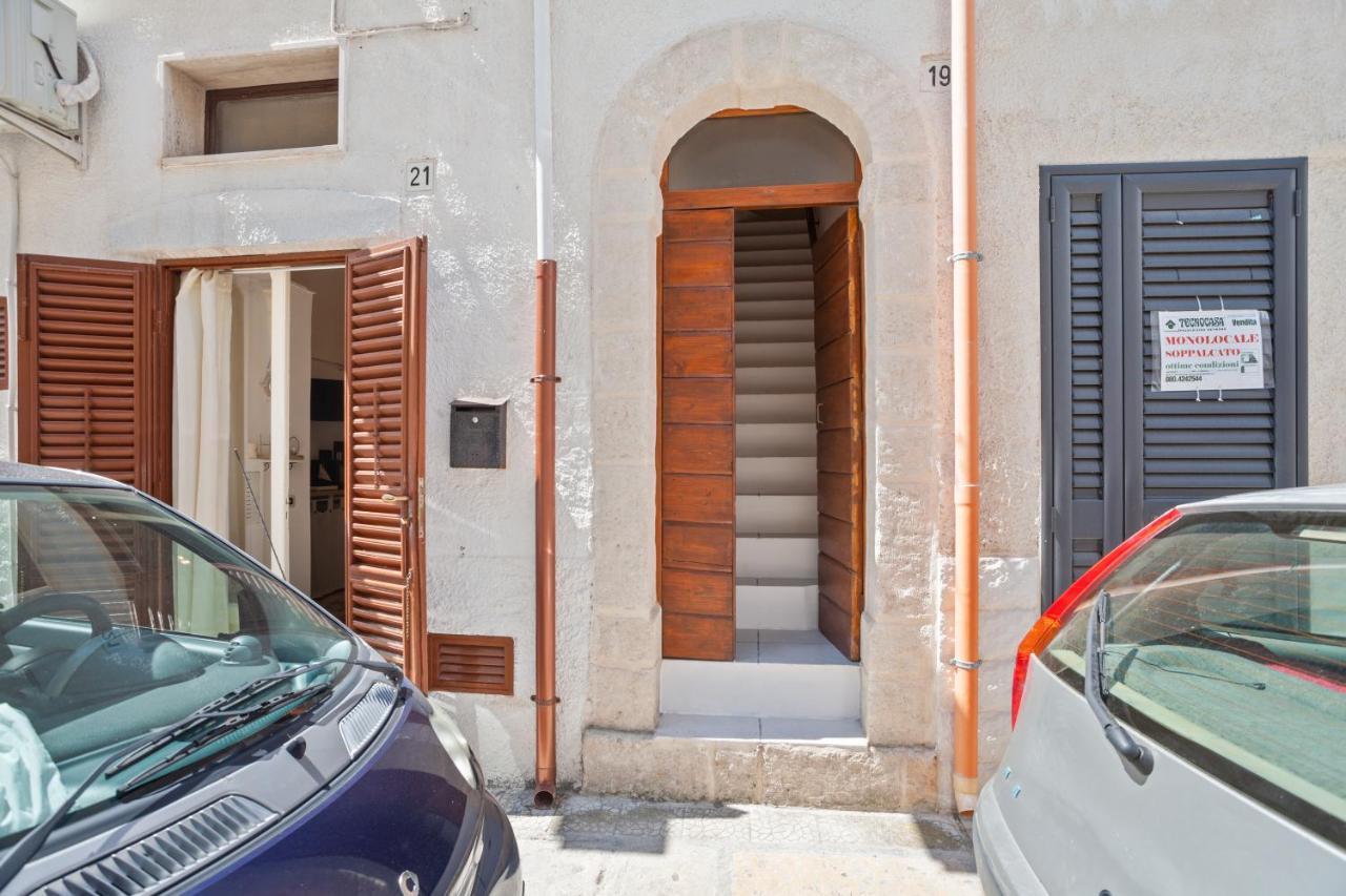 Tiny House 21 Bright Aparment Apartamento Polignano a Mare Exterior foto