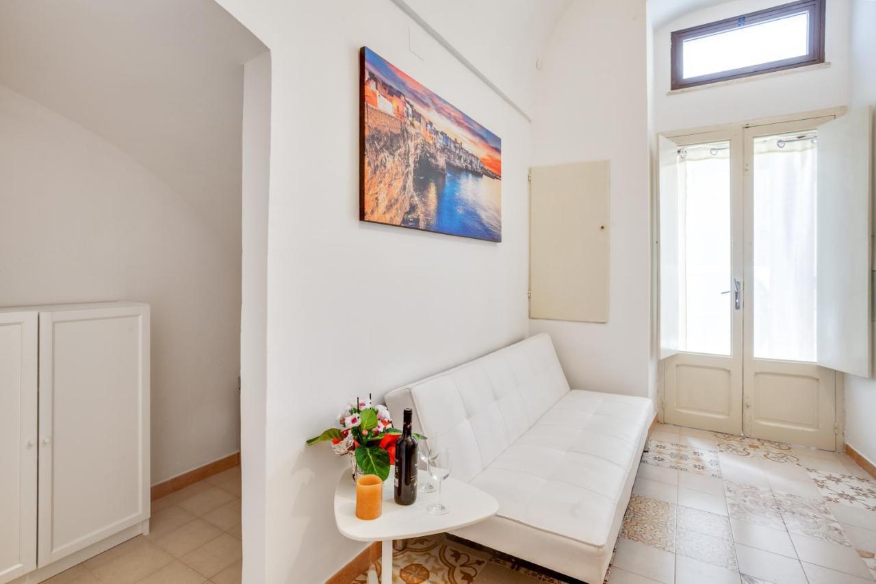 Tiny House 21 Bright Aparment Apartamento Polignano a Mare Exterior foto