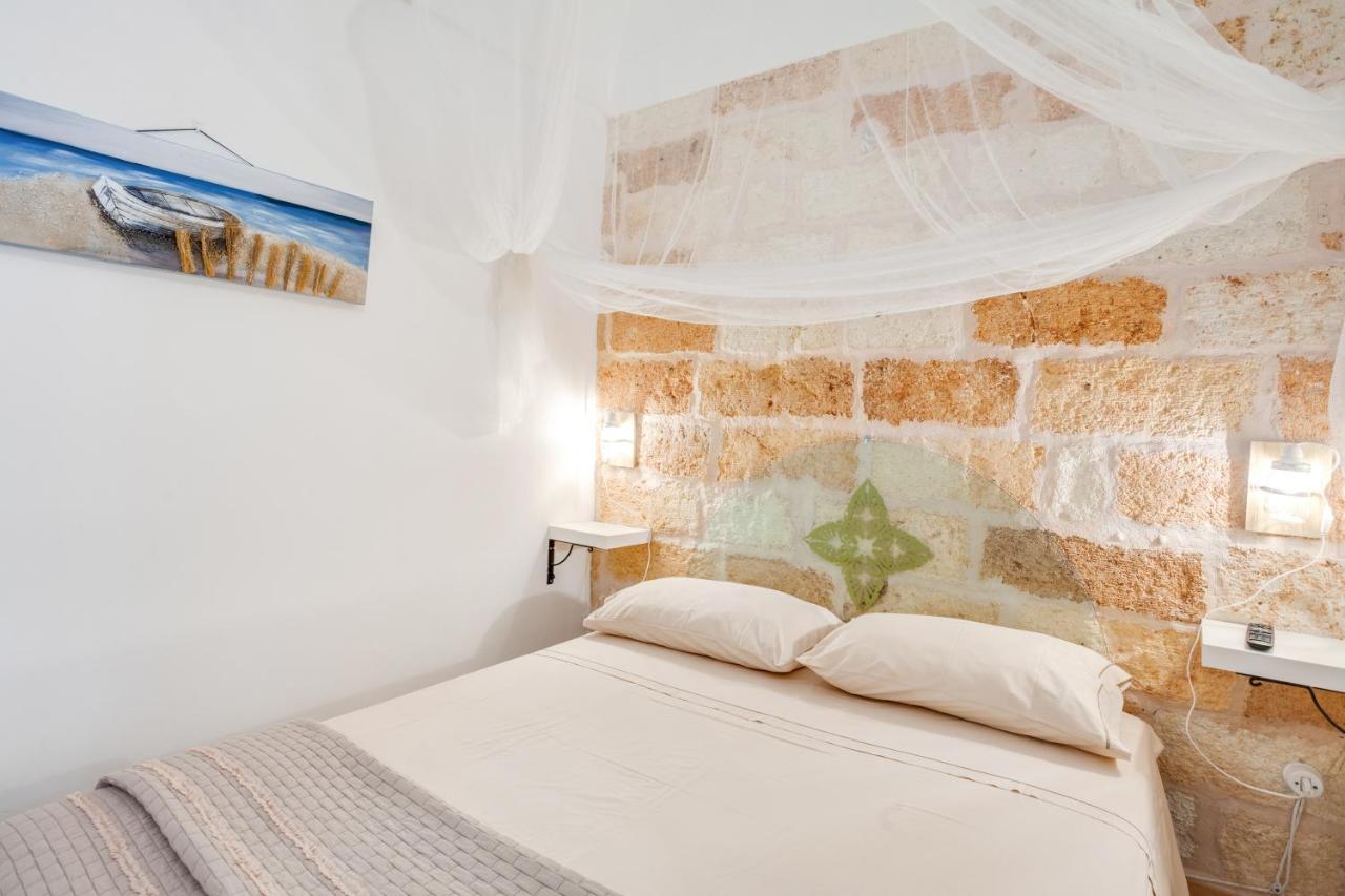 Tiny House 21 Bright Aparment Apartamento Polignano a Mare Exterior foto